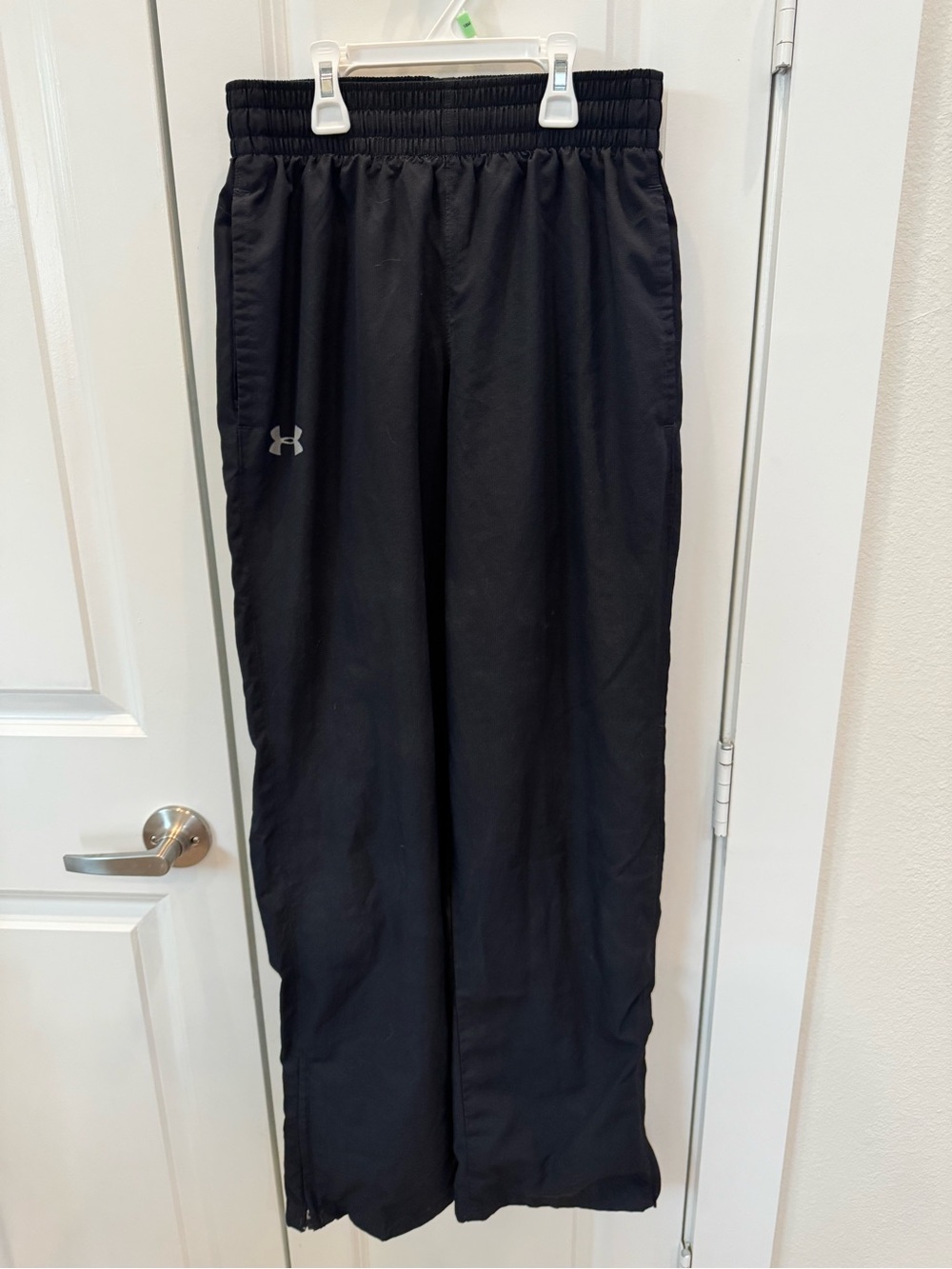 Under Armour Men's Black Athletic Track Pants